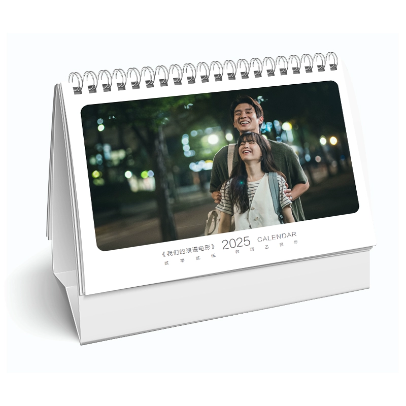 恋するムービー 写真集1冊 A4ポスター4枚 しおり4枚 LOMOカード10枚 - 華流グッズストア